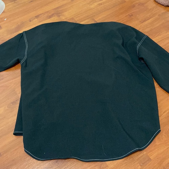 Button up shirt - Picture 2 of 2